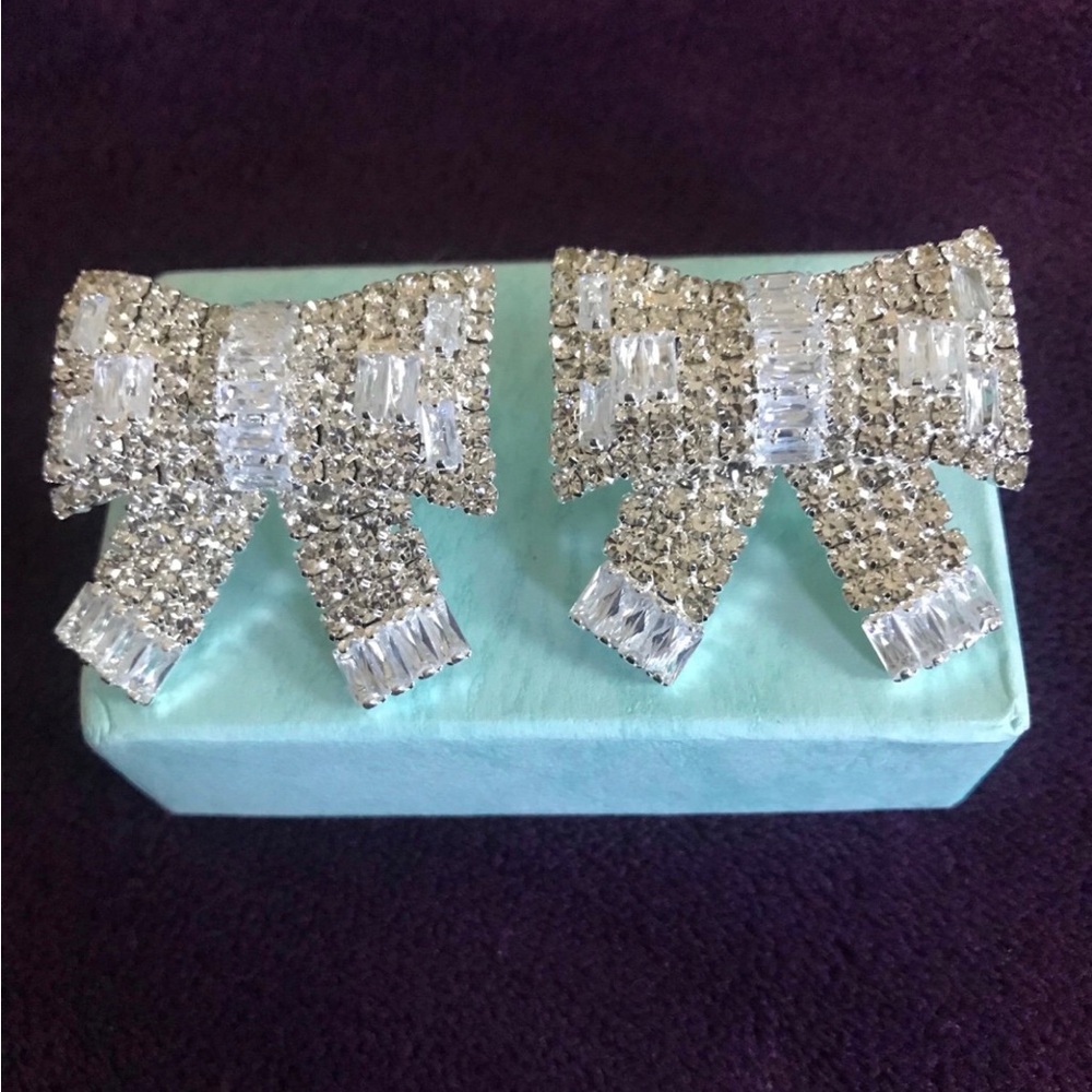 Sparkling Large Bow Rhinestone Earrings